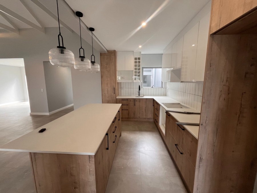 3 Bedroom Property for Sale in Sandown Western Cape